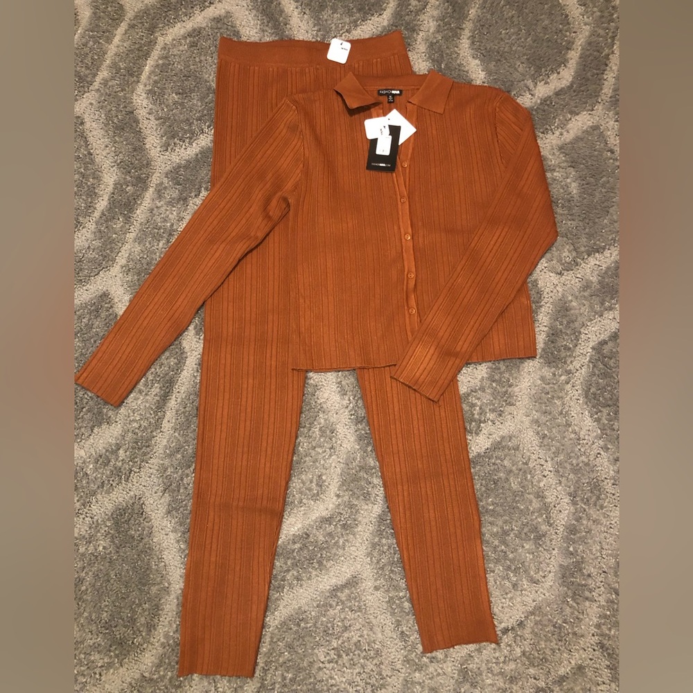 NWT FASHION NOVA IN A MOOD SWEATER LEGGING SET